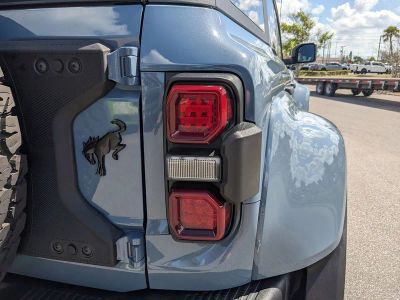 2025 Ford Bronco — photo 10 view