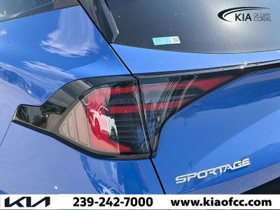 2026 Kia Sportage — photo 9 view
