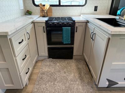 2026 Jayco Seismic - Photo 27