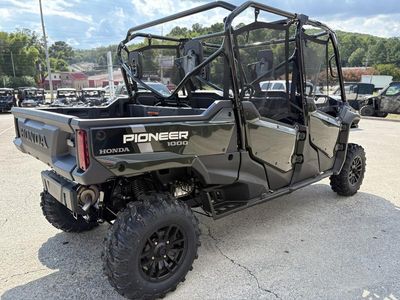 2025 Honda Pioneer 1000-6 Deluxe Crew - Photo 4