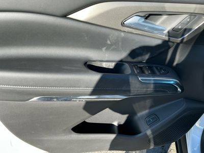 2026 Chevrolet Traverse — photo 12 view