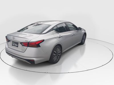 2024 Nissan Altima — photo 7 view