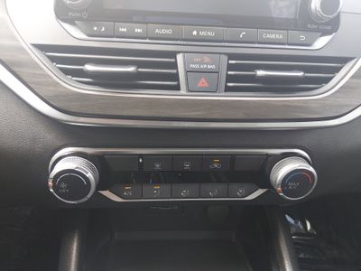 2024 Nissan Altima — photo 18 view