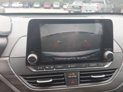 2024 Nissan Altima — photo 17 view