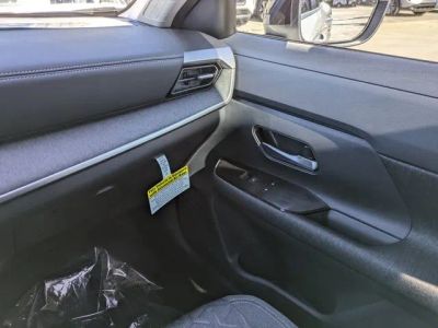 2026 Nissan Kicks — photo 18 view