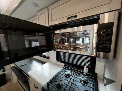 2026 Jayco North Point - Photo 32