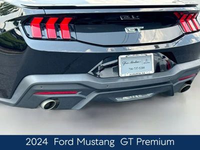 2024 Ford Mustang - Photo 9