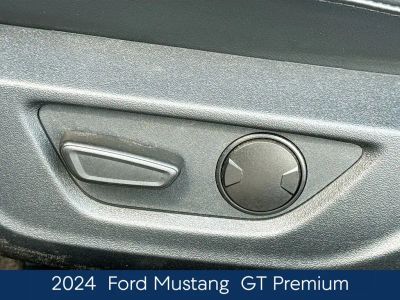 2024 Ford Mustang - Photo 19
