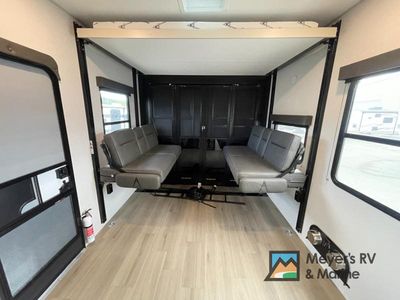 2026 Grand Design Momentum G-Class — photo 21 view