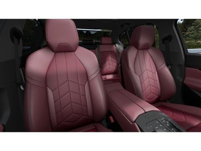 2026 BMW 5 Series — photo 11 view