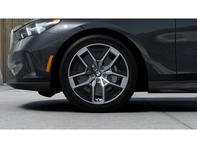 2026 BMW 5 Series — photo 7 view