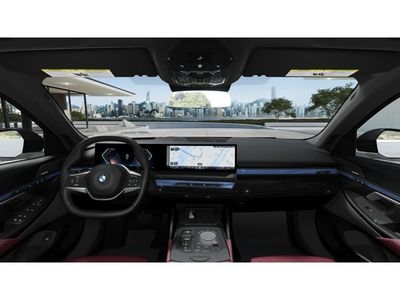 2026 BMW 5 Series — photo 10 view