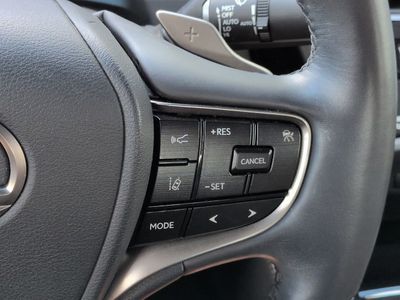 2023 Lexus ES - Photo 28