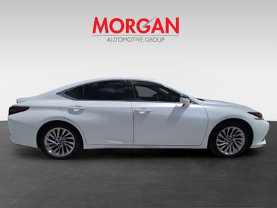 2023 Lexus ES - Photo 4