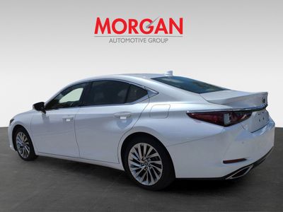 2023 Lexus ES - Photo 7