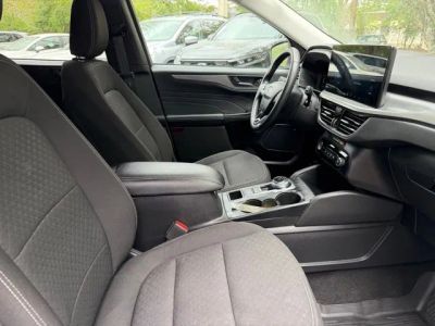2024 Ford Escape — photo 9 view