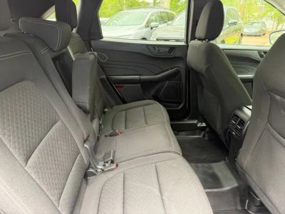 2024 Ford Escape — photo 8 view