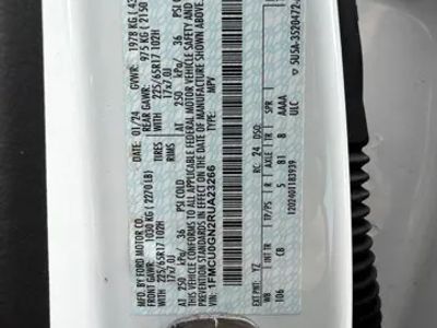 2024 Ford Escape — photo 30 view