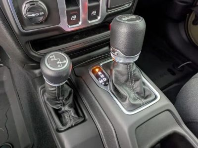 2026 Jeep Wrangler — photo 21 view