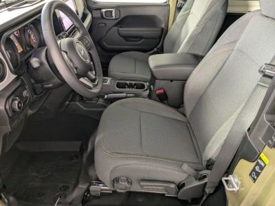 2026 Jeep Wrangler — photo 10 view