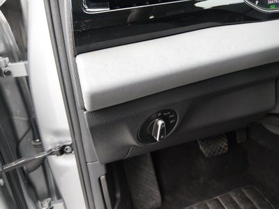 2025 Volkswagen Jetta - Photo 13