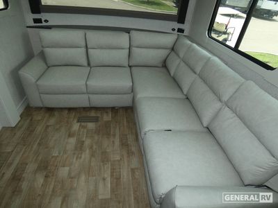 2025 Crossroads RV Redwood Regency - Photo 9