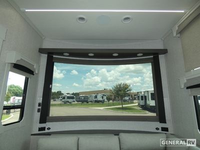 2025 Crossroads RV Redwood Regency - Photo 8