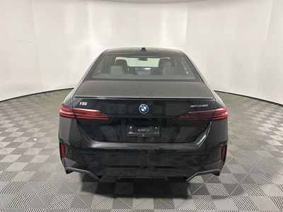 2026 BMW i5 - Photo 2