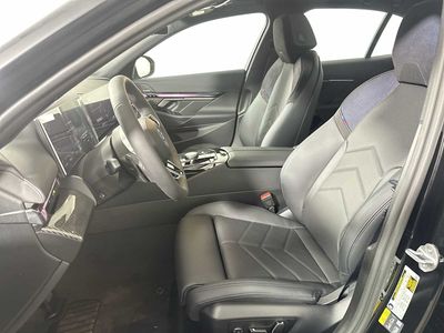 2026 BMW i5 - Photo 11