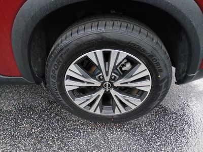 2023 Nissan Rogue — photo 10 view