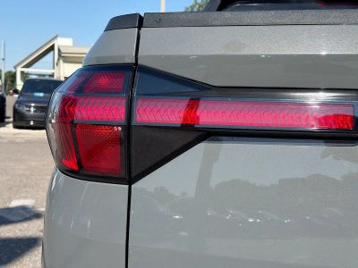 2023 Hyundai Santa Cruz — photo 10 view