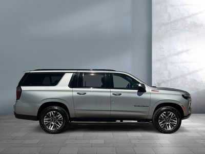 2025 Chevrolet Suburban - Photo 7
