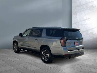2025 Chevrolet Suburban - Photo 4