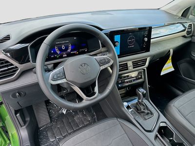 2026 Volkswagen Taos - Photo 9