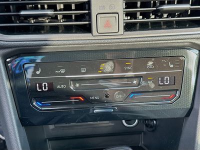 2026 Volkswagen Taos - Photo 14
