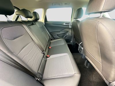2026 Volkswagen Taos - Photo 23