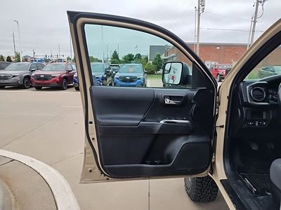 2019 Toyota Tacoma - Photo 11