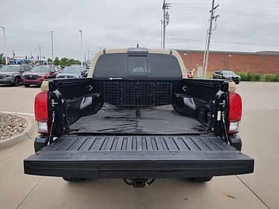 2019 Toyota Tacoma - Photo 26