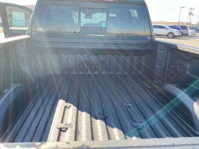 2026 Chevrolet Silverado 3500HD — photo 18 view
