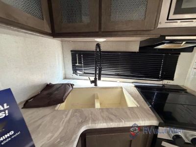 2020 Forest River RV Wildwood — photo 11 view