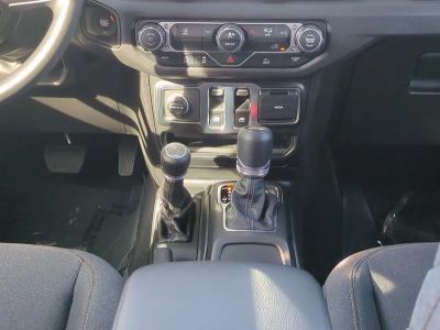 2026 Jeep Wrangler — photo 19 view