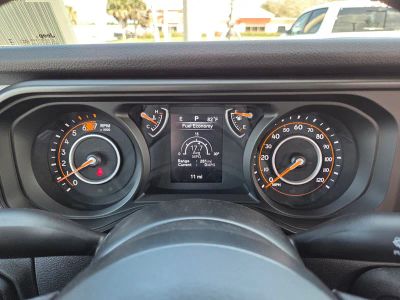 2026 Jeep Wrangler — photo 20 view