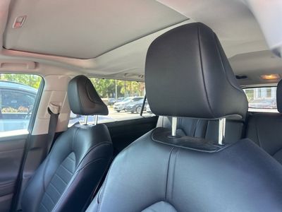 2023 Toyota Highlander - Photo 2