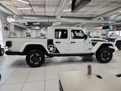 2026 Jeep Gladiator — side profile view