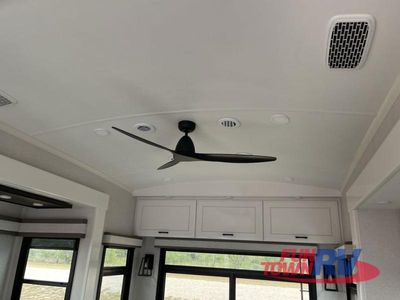 2026 Jayco Pinnacle - Photo 30