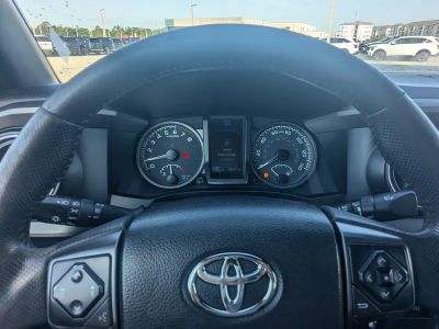 2021 Toyota Tacoma 4WD — photo 34 view