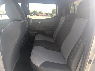 2021 Toyota Tacoma 4WD — photo 17 view