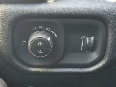 2026 Ram 1500 — photo 25 view