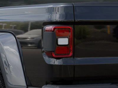 2026 Jeep Gladiator — photo 9 view