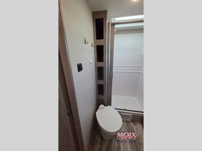 2022 Grand Design Imagine XLS - Photo 20